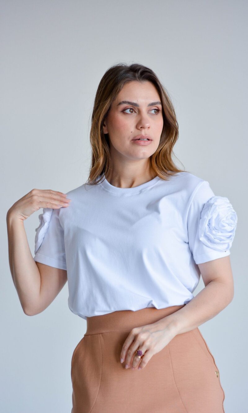 70ef45d6e7204f40bf90d26c93310f52.jpg blusa pâmela branca