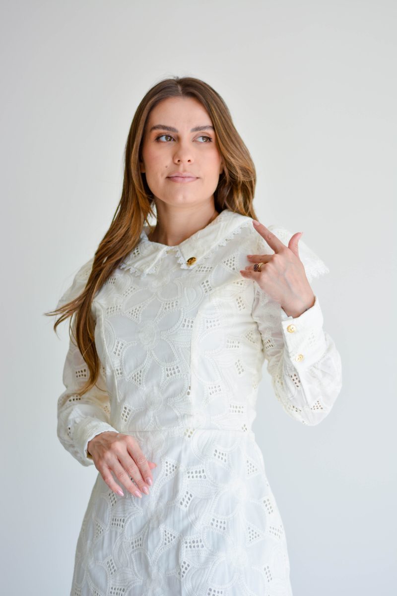 vestido isis off white