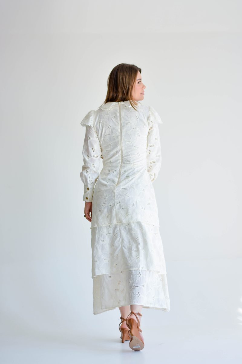 vestido isis off white