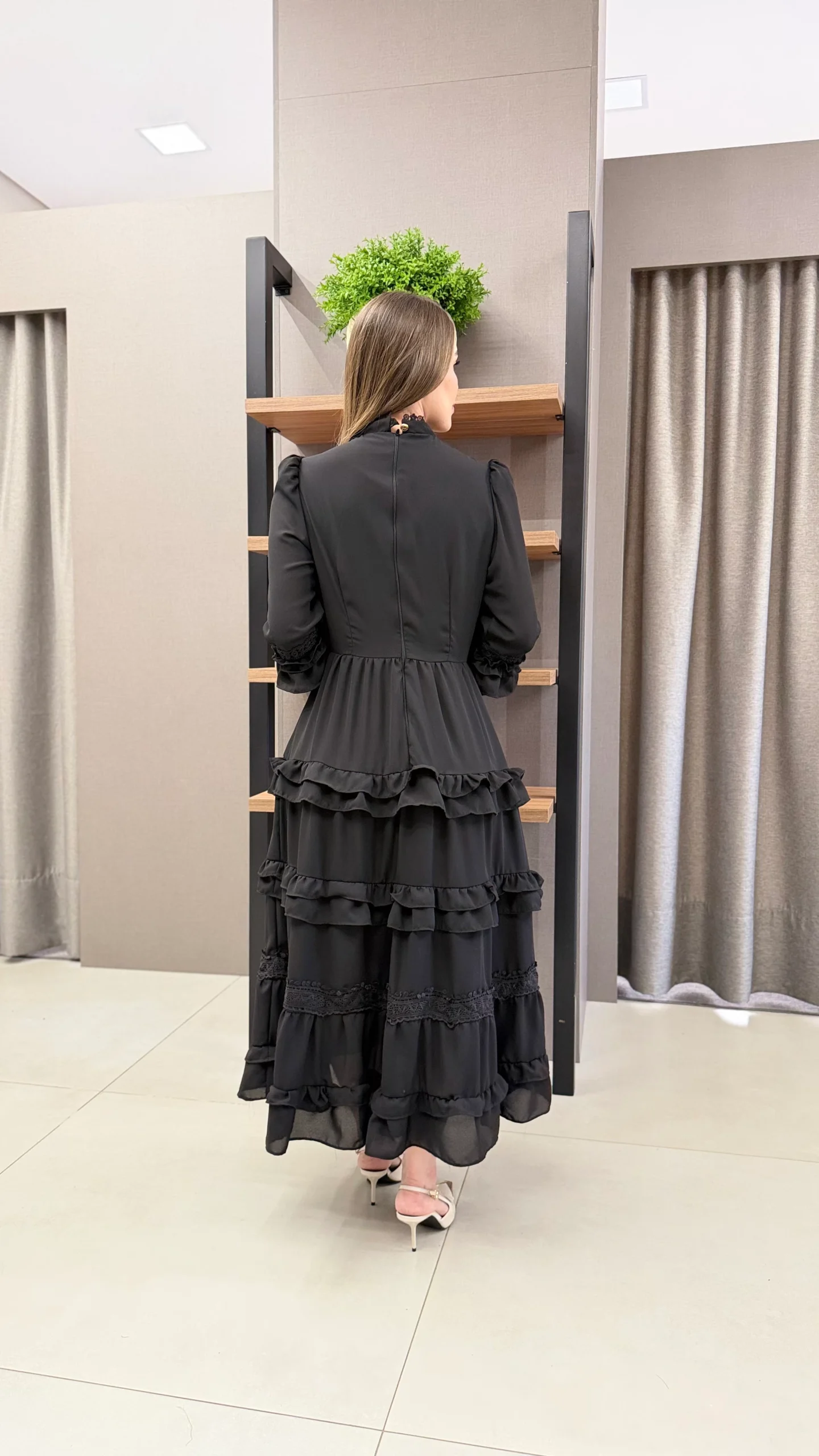 Vestido Amanda Preto