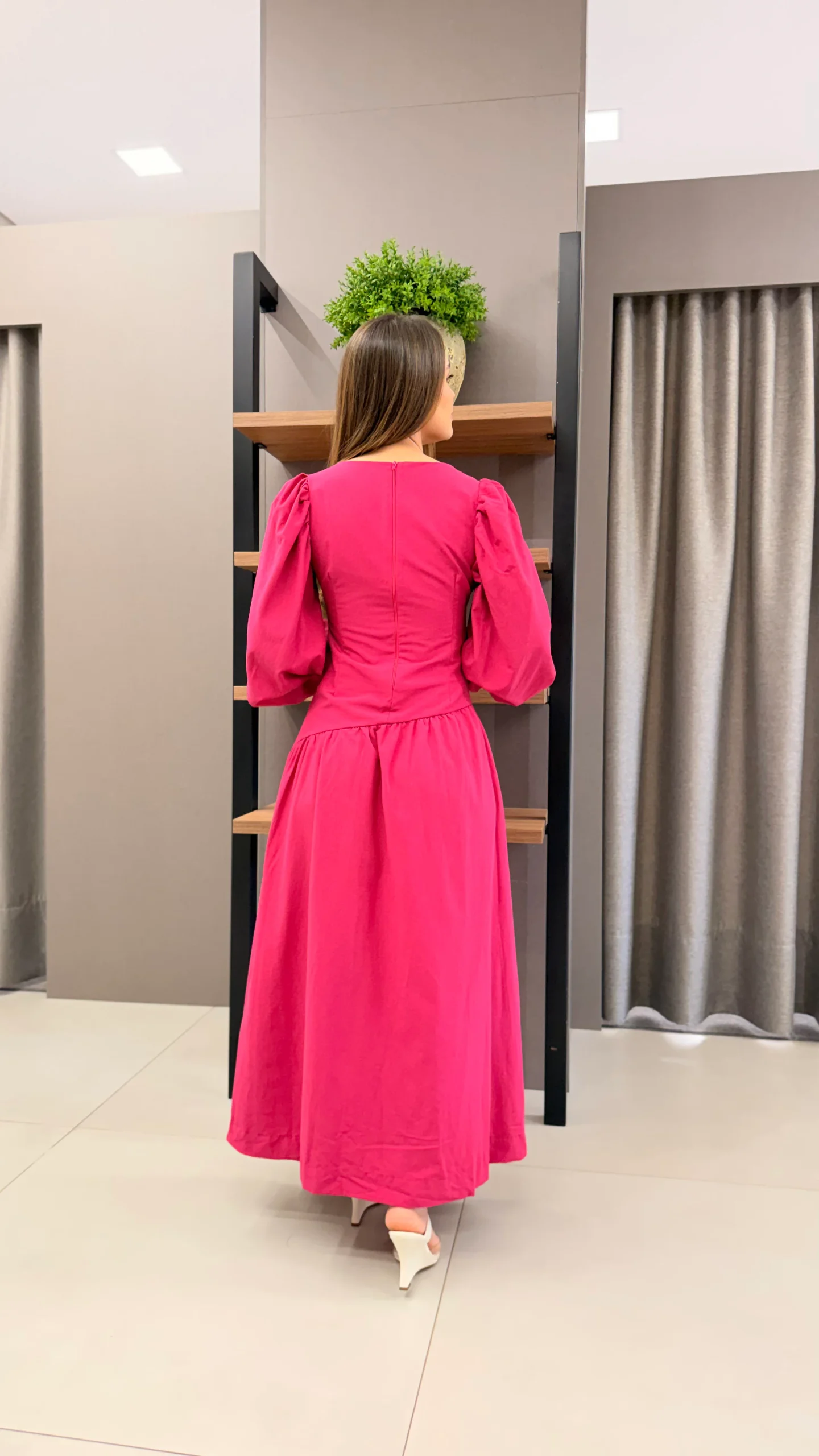 0817a28eb299d9a9969b01d903c8f47a-vestido-joice-3.webp Vestido Joice