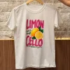 34ca40a1c8c1a900b6def9101fbebae4-t-shirt-lemon-stampa-rosa.webp T-Shirt Em Algodão Com Elastano T-Shirt Confeccionada Em Algodão Com Elastano, Proporcionando Toque Macio, Conforto E Leve Flexibilidade. Possui Estampa E Modelagem Clássica, Perfeita Para Composições Versáteis.