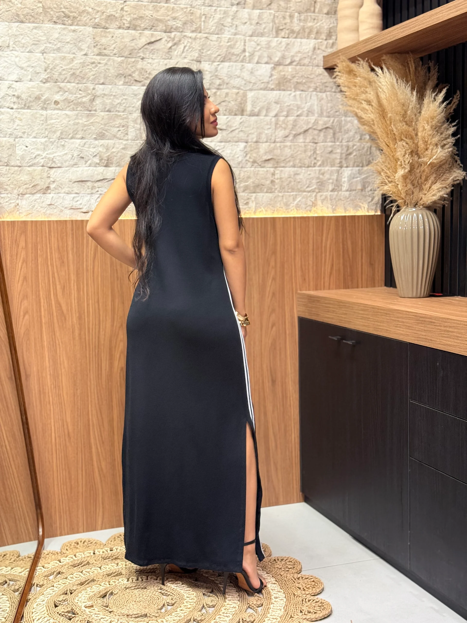 Vestido Moletinho Regata Com Listra Lateral