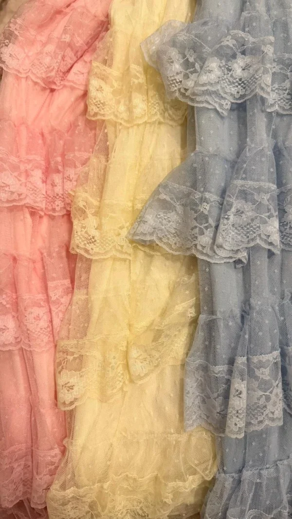 Saia De Tule Com Renda
